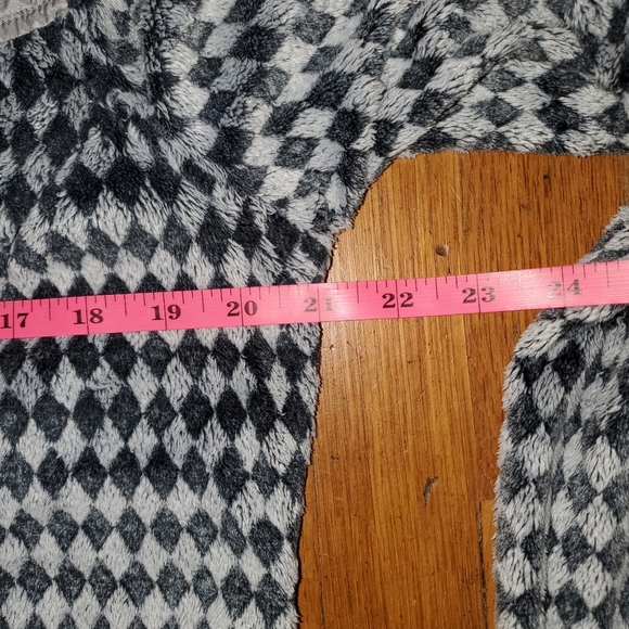 The North Face Girls' Gray Patterned Full Zip Jacket with Hood - Picture 10 of 12